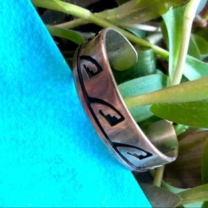 Native American xs waves Sterling (marked) adjustable bracelet